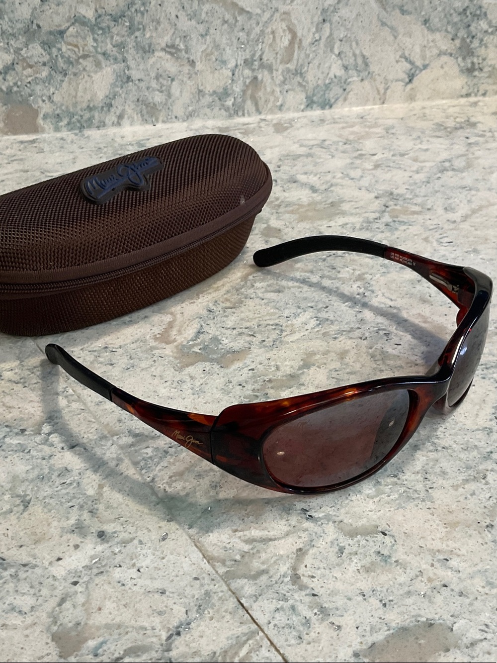 MAUI JIM MJ142-10 VOLCANO BRONZE POLARIZED GLASS LENS SUNGLASSES